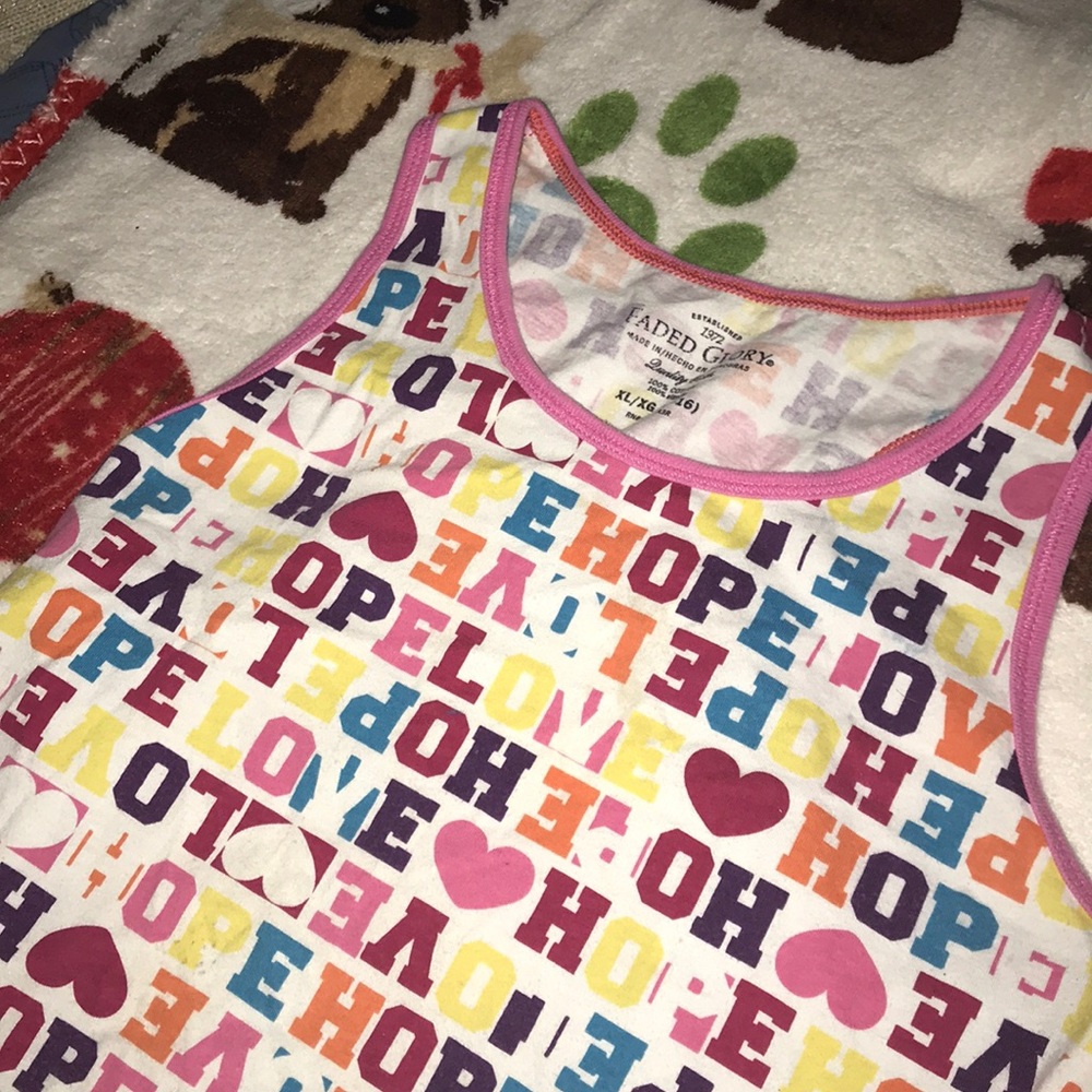 Cute Faded Glory pajama top